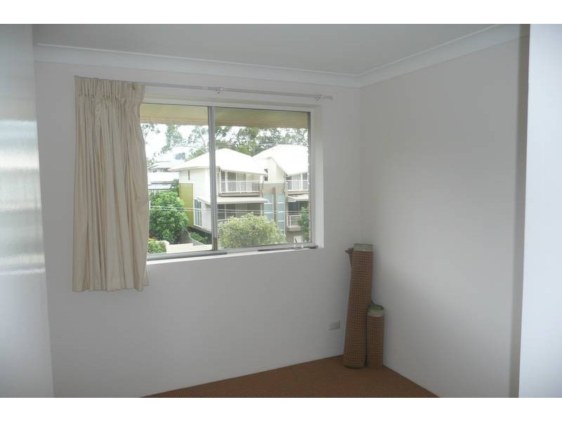 5/160 Central Avenue, Indooroopilly QLD 4068