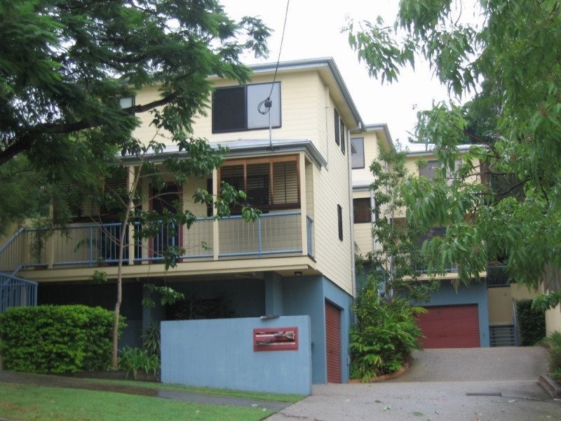 2/9 Eldon Street, Indooroopilly QLD 4068