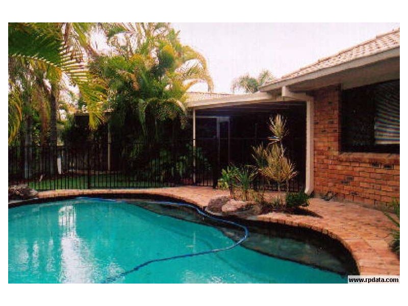 6 Errogie Place, Fig Tree Pocket QLD 4069