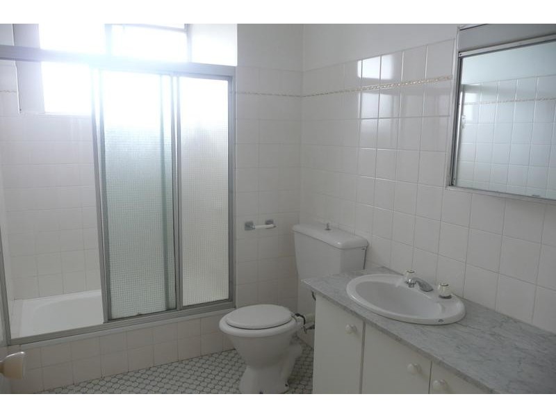 17/104 Station Road, Indooroopilly QLD 4068