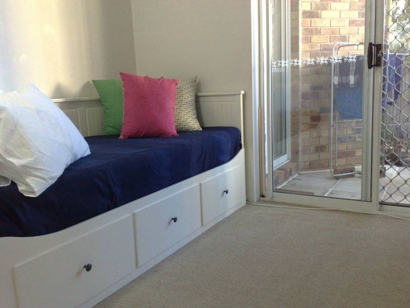 4/130 Central Avenue, Indooroopilly QLD 4068