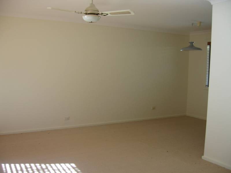 68 Marmindie Street, Chapel Hill QLD 4069