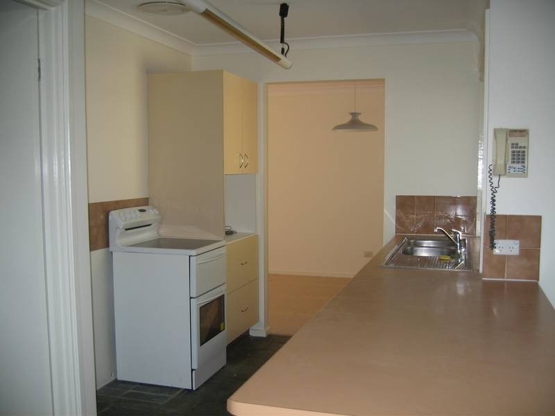 68 Marmindie Street, Chapel Hill QLD 4069