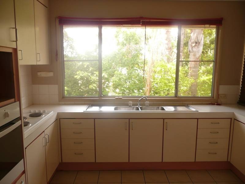 105 Burbong Street, Chapel Hill QLD 4069