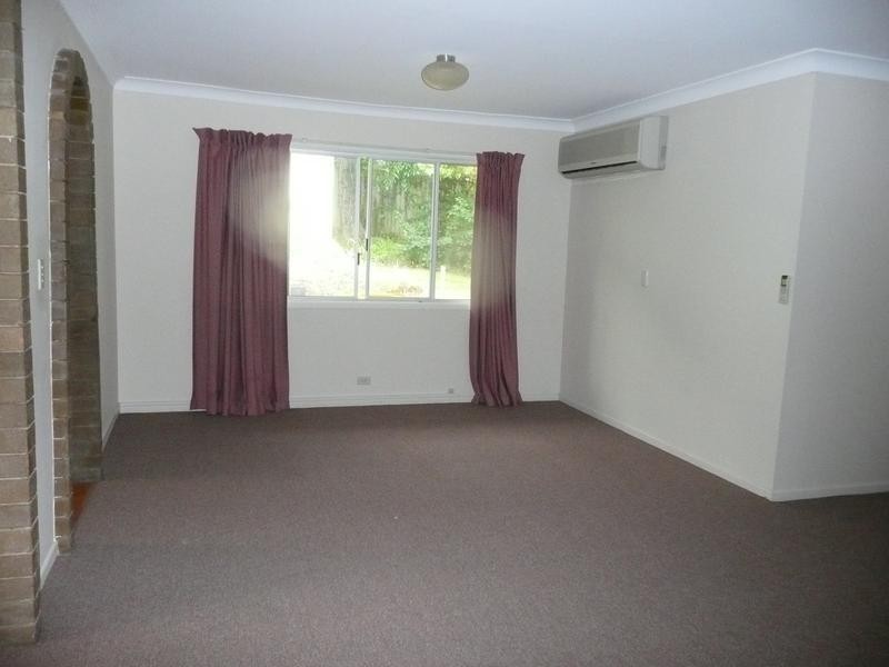 59 Trenton Street, Kenmore QLD 4069