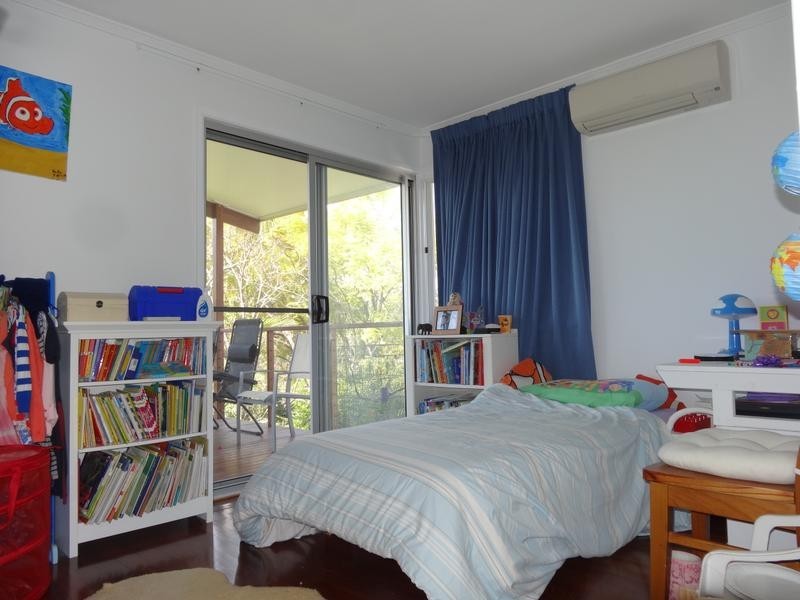 36 Currong Street, Kenmore QLD 4069