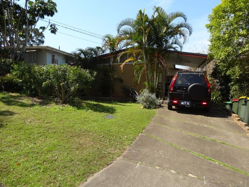 36 Currong Street, Kenmore QLD 4069