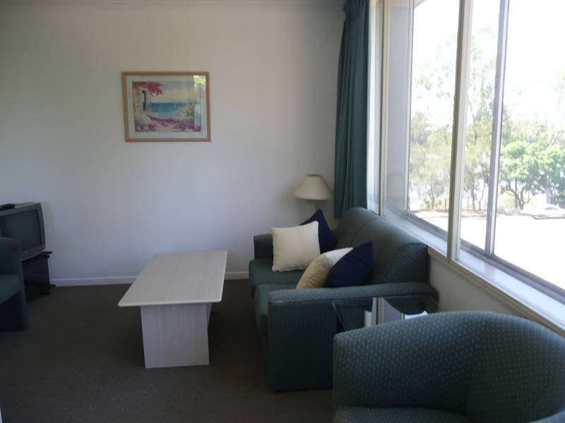 201/435 Coronation Drive, Auchenflower QLD 4066