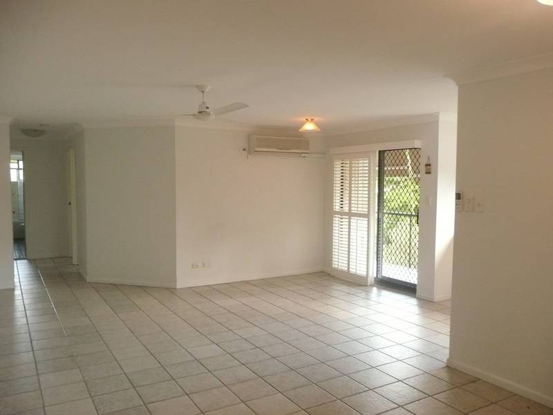 7/123 Central Avenue, Indooroopilly QLD 4068