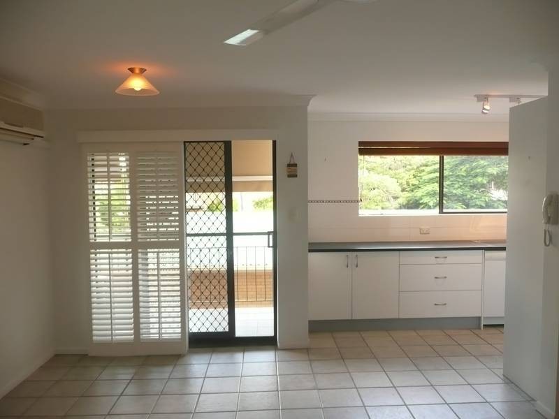 7/123 Central Avenue, Indooroopilly QLD 4068