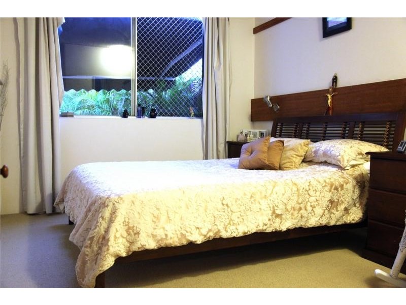 5/125 Clarence Road, Indooroopilly QLD 4068