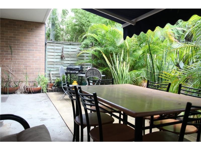 5/125 Clarence Road, Indooroopilly QLD 4068