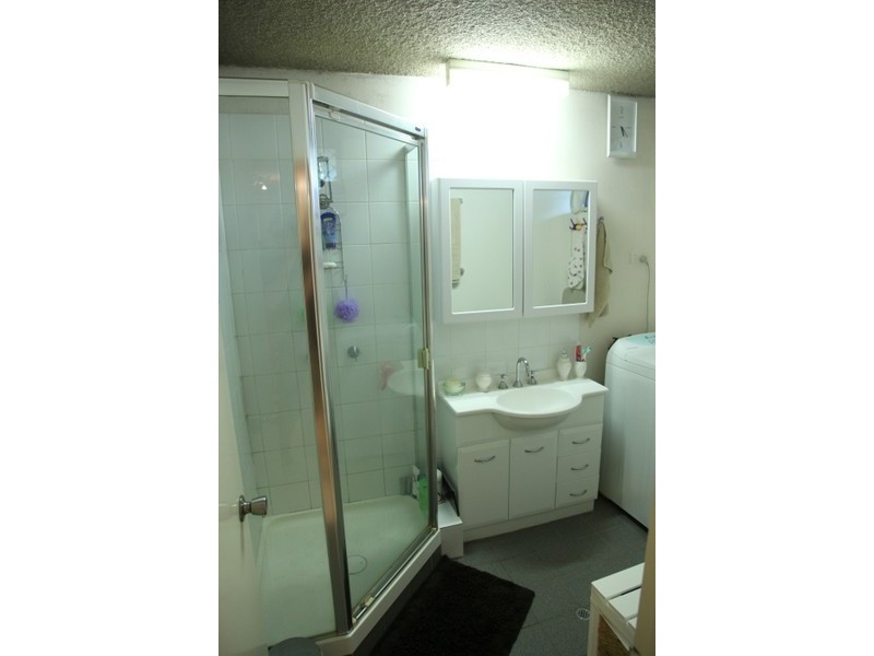 5/125 Clarence Road, Indooroopilly QLD 4068