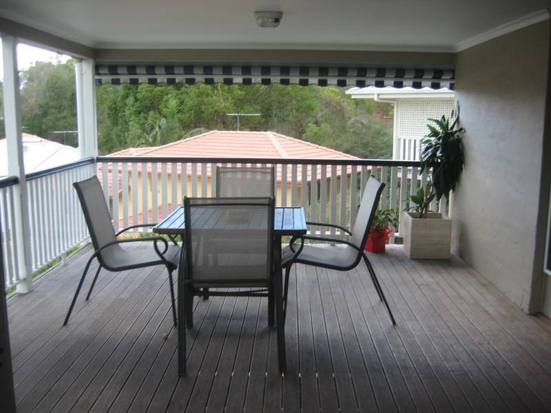 2 Aaron Place, Indooroopilly QLD 4068