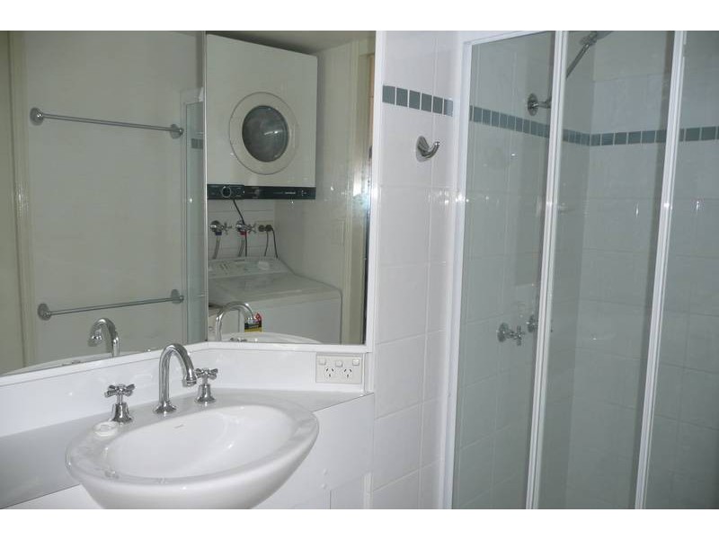 11/16-22 York Street, Indooroopilly QLD 4068