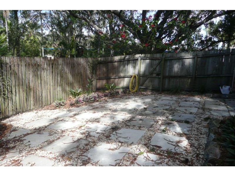 3/130 Central Avenue, Indooroopilly QLD 4068