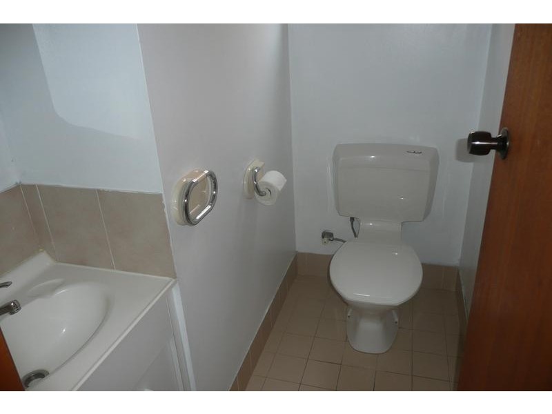 11 Tillbrook Street, Chapel Hill QLD 4069