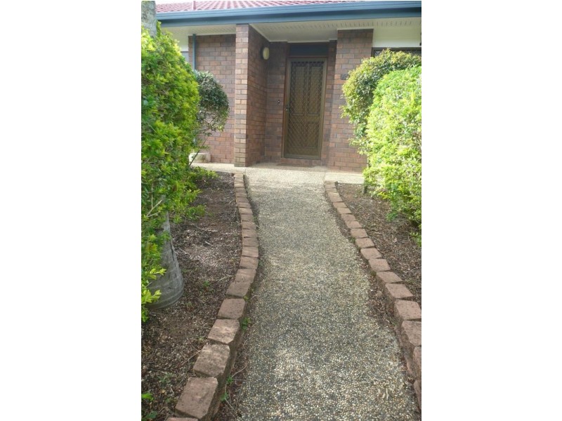 11 Tillbrook Street, Chapel Hill QLD 4069