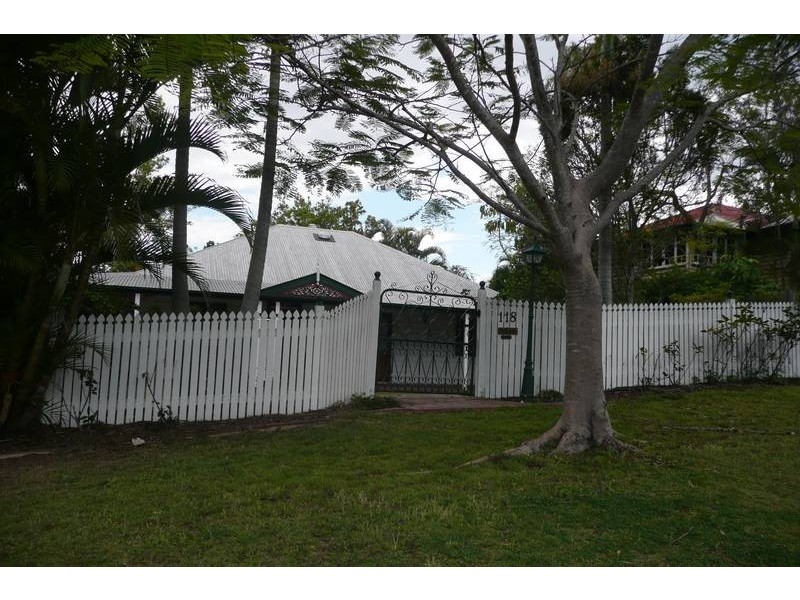 118 Goldsbrough Road, Taringa QLD 4068