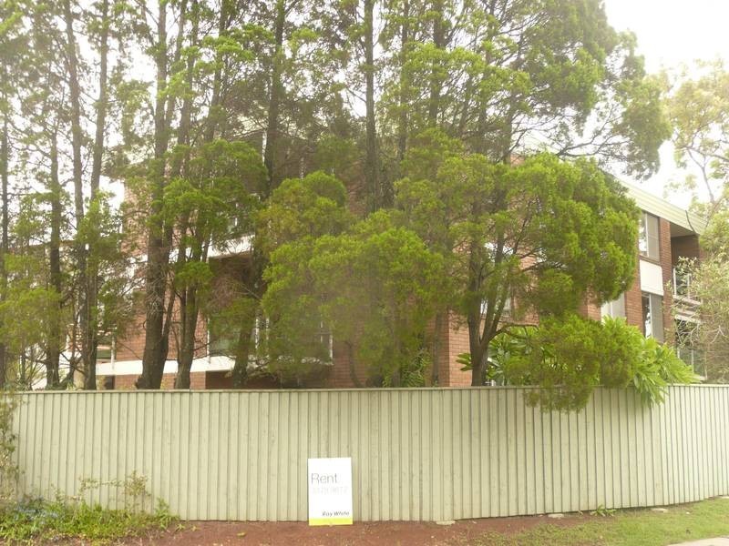 3/208 Carmody Road, St Lucia QLD 4067