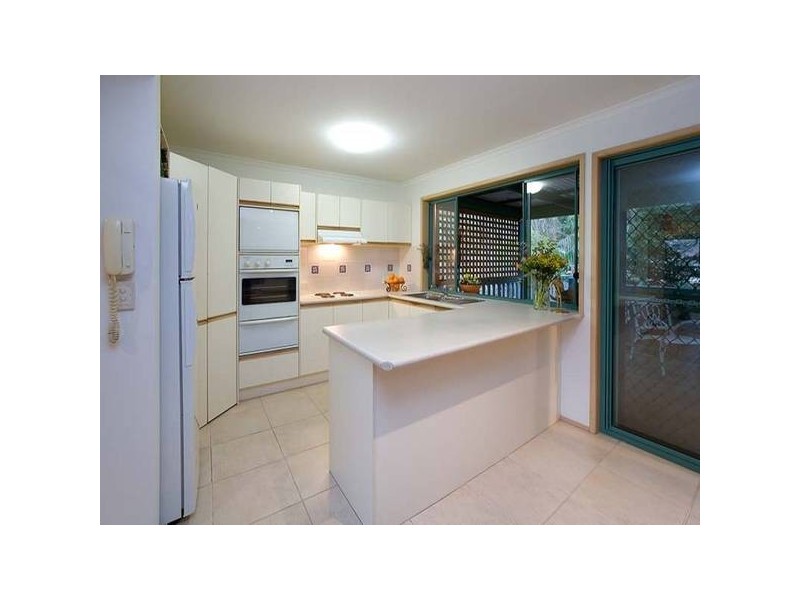 78 Orchard Terrace, St Lucia QLD 4067