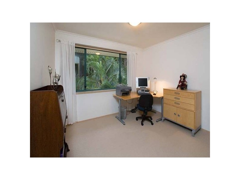 78 Orchard Terrace, St Lucia QLD 4067
