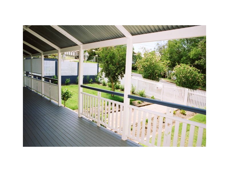 63 Clarence Road, Indooroopilly QLD 4068