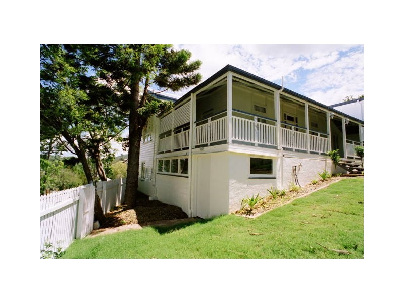 63 Clarence Road, Indooroopilly QLD 4068