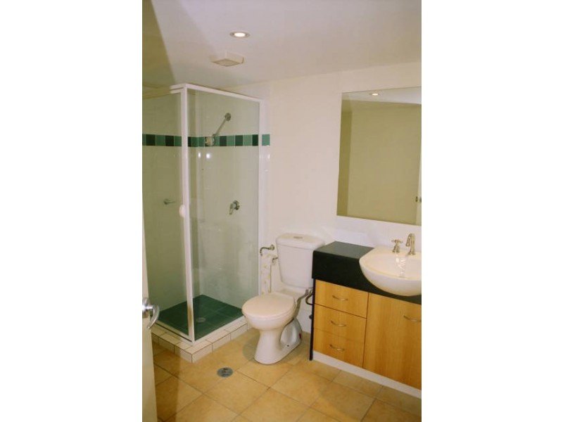 63 Clarence Road, Indooroopilly QLD 4068