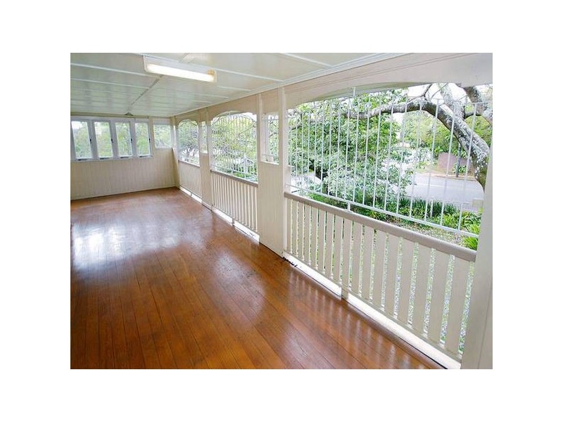 748 Sherwood Road, Sherwood QLD 4075