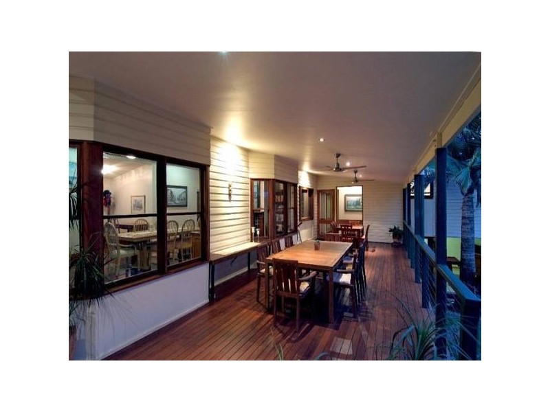124 Harts Road, Indooroopilly QLD 4068