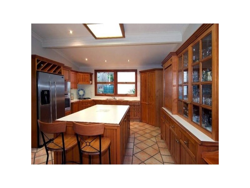 124 Harts Road, Indooroopilly QLD 4068