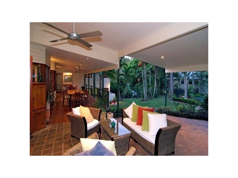 124 Harts Road, Indooroopilly QLD 4068