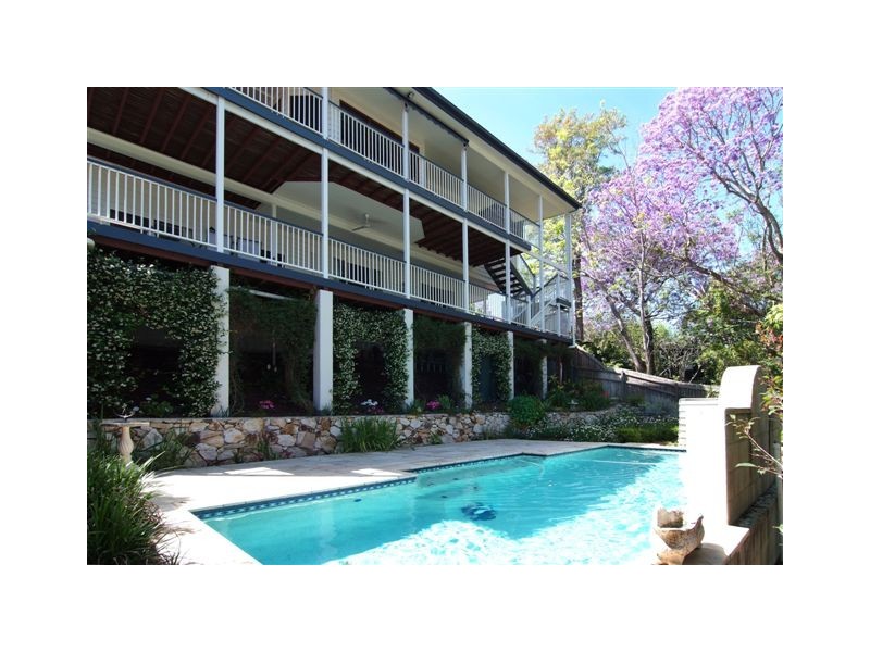 29 Molonga Terrace, Graceville QLD 4075