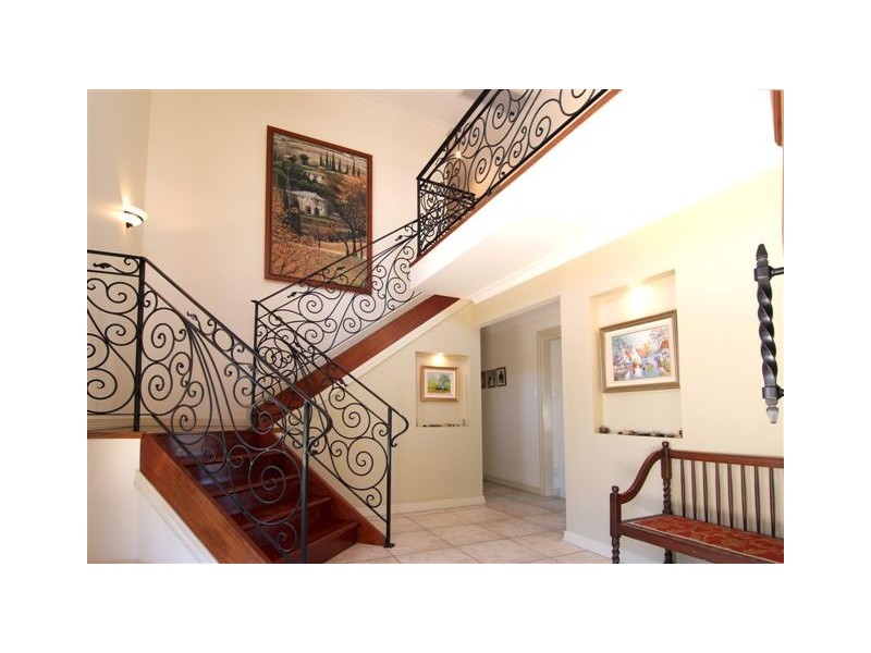 29 Molonga Terrace, Graceville QLD 4075