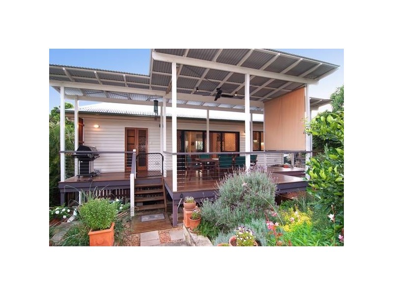 62 Rennie Street, Indooroopilly QLD 4068