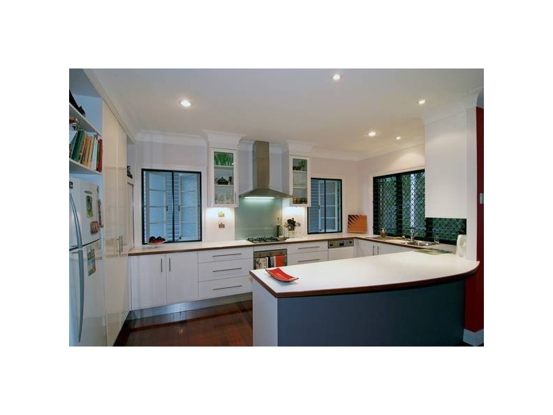 62 Rennie Street, Indooroopilly QLD 4068