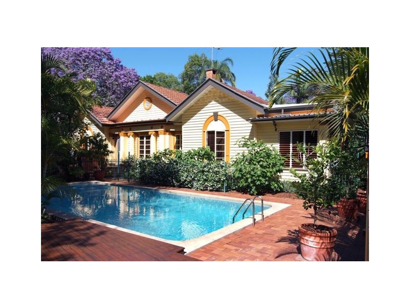 259 Lambert Road, Indooroopilly QLD 4068