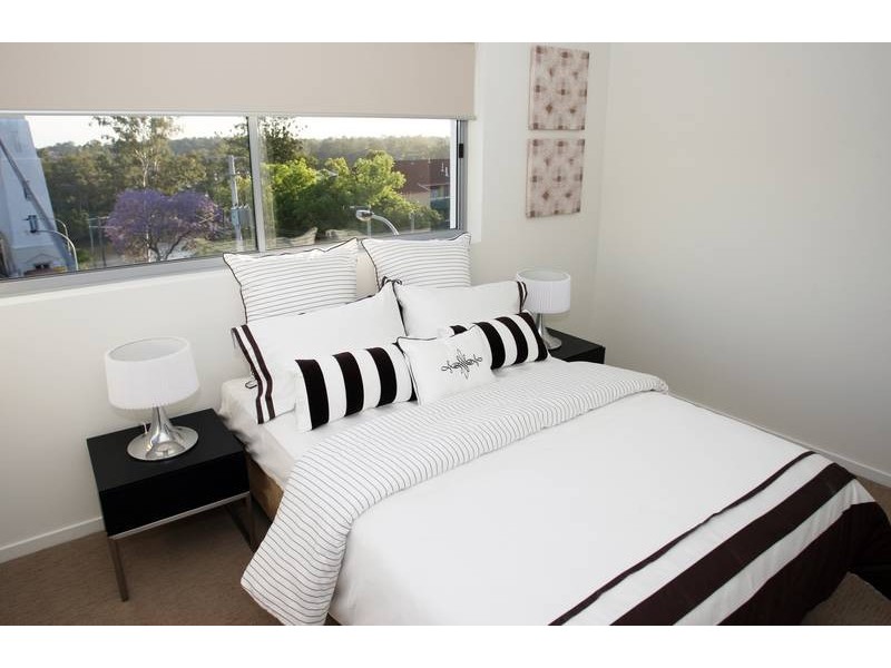 30 Riverview Terrace, Indooroopilly QLD 4068