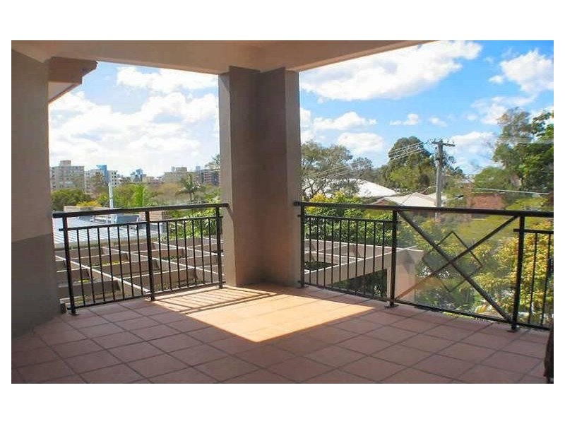 8/29 Durham Street, St Lucia QLD 4067