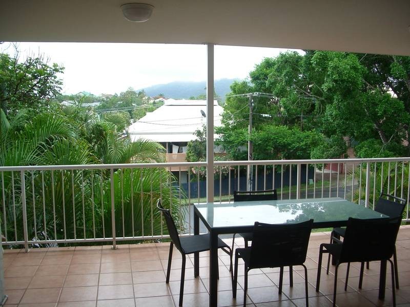 3/36 York Street, Indooroopilly QLD 4068