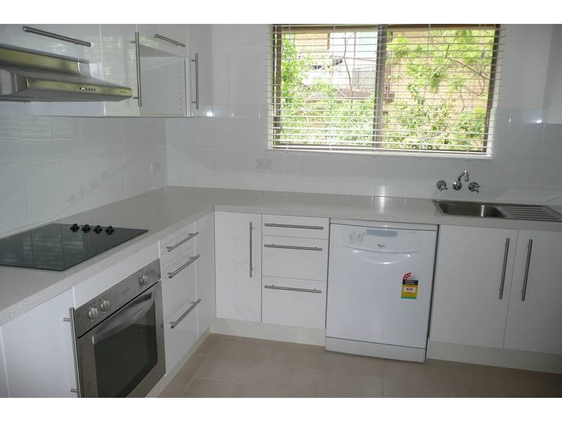 5/139 Central Avenue, Indooroopilly QLD 4068