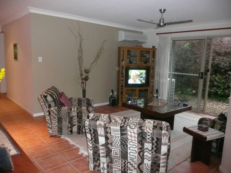 98 Brookeside Crescent, Seventeen Mile Rocks QLD 4073
