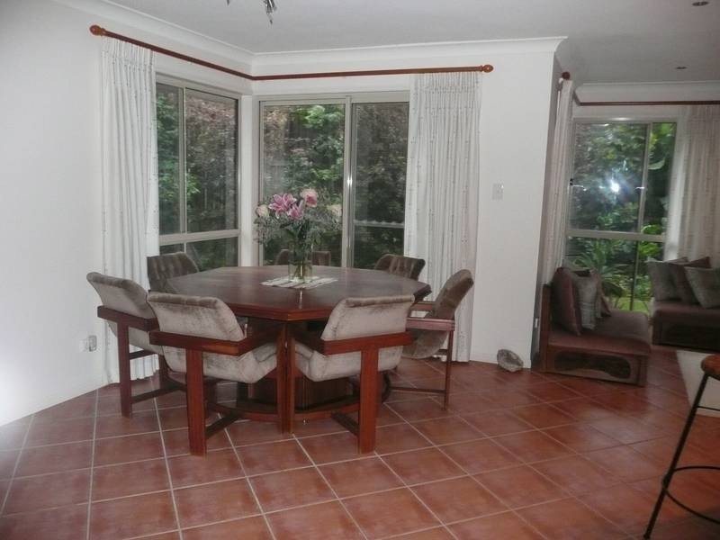 98 Brookeside Crescent, Seventeen Mile Rocks QLD 4073