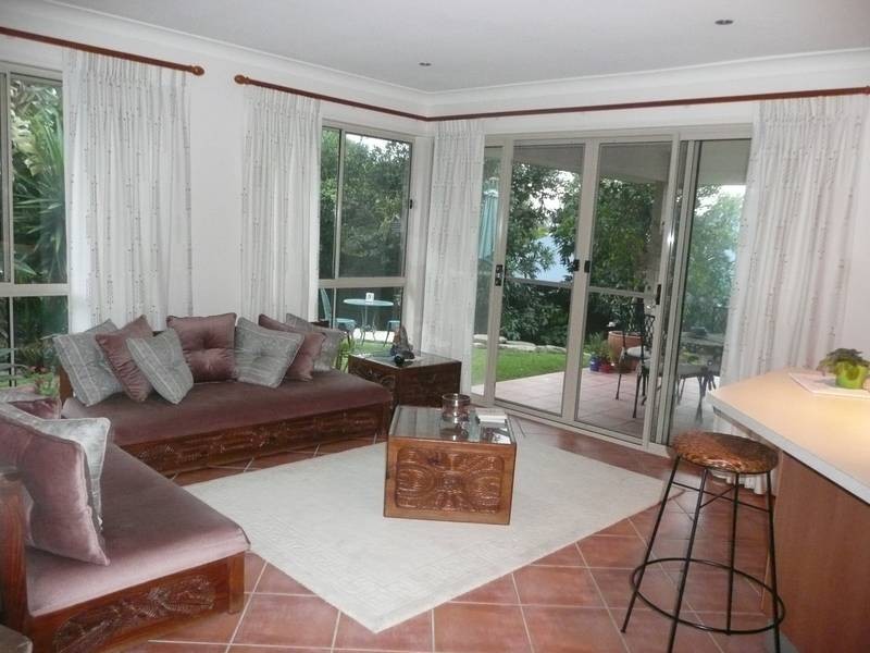 98 Brookeside Crescent, Seventeen Mile Rocks QLD 4073