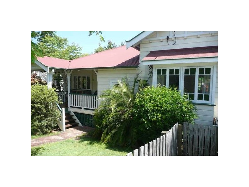 8 Rankin Street, Indooroopilly QLD 4068