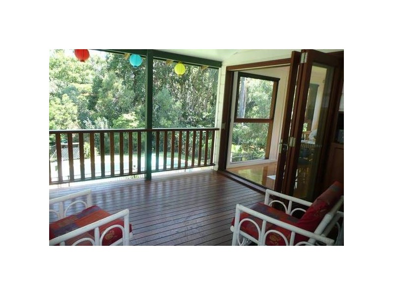 8 Rankin Street, Indooroopilly QLD 4068