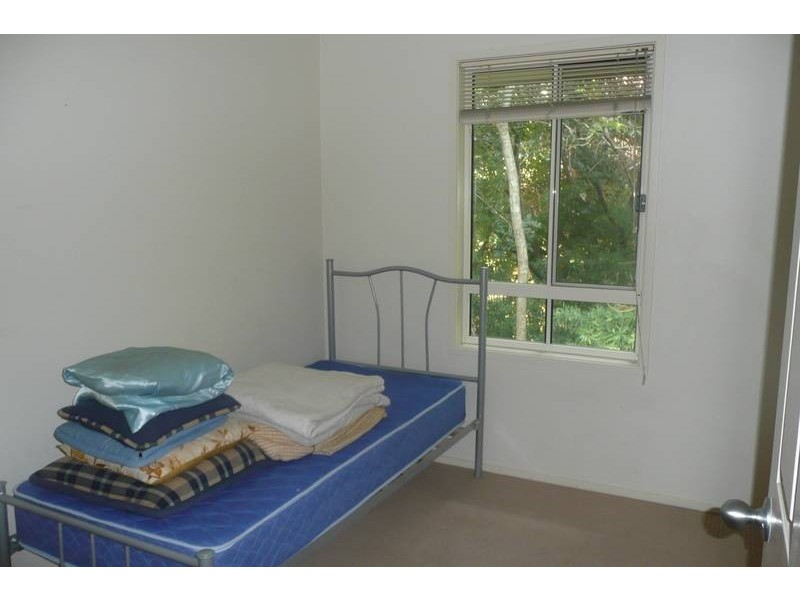 11/74a Sir Fred Schonell Drive, St Lucia QLD 4067