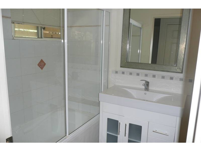 11/74a Sir Fred Schonell Drive, St Lucia QLD 4067