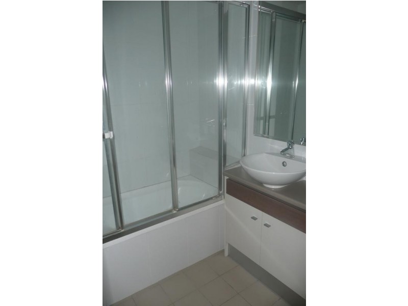 3/26 Lambert Road, Indooroopilly QLD 4068